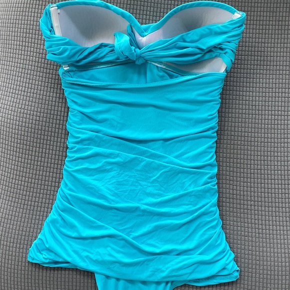 Bathing suit by Maxine - Picture 3 of 12